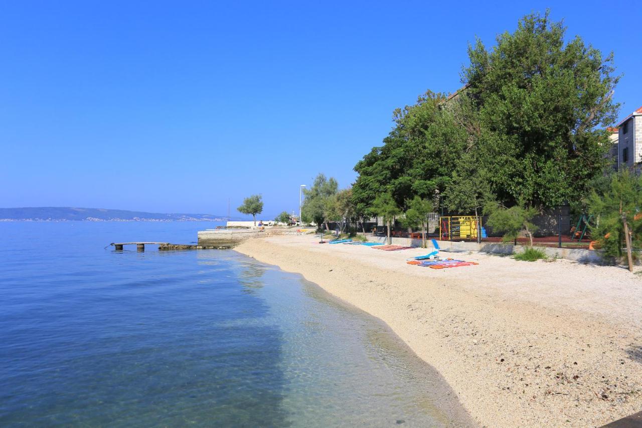 Apartments By The Sea Kastel Kambelovac, Kastela - 20605 Exterior photo